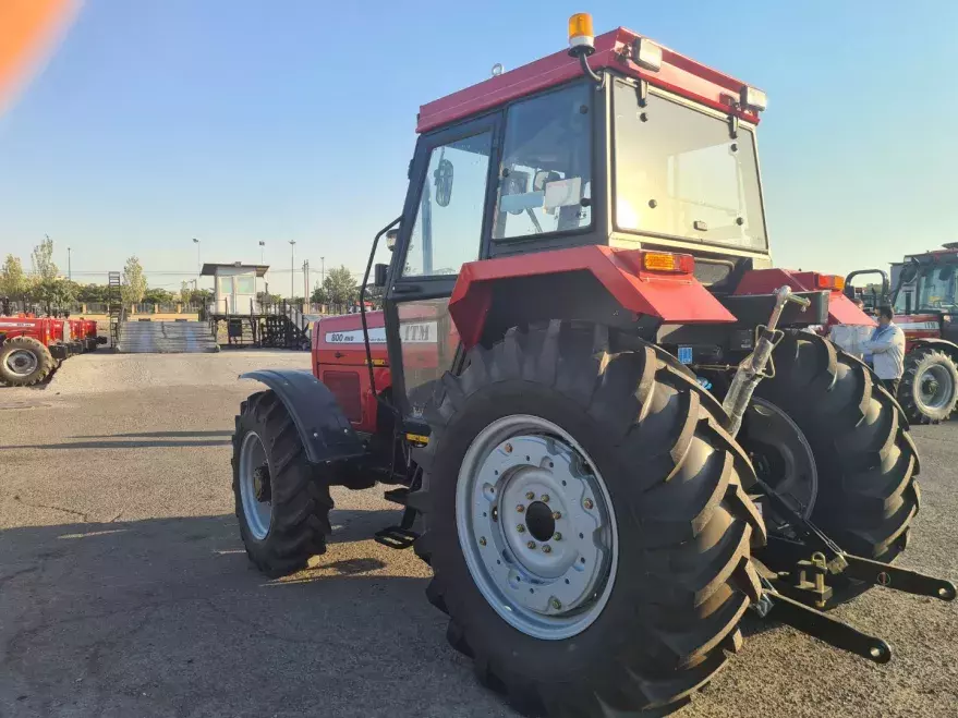 Трактор ITM 800 4WD