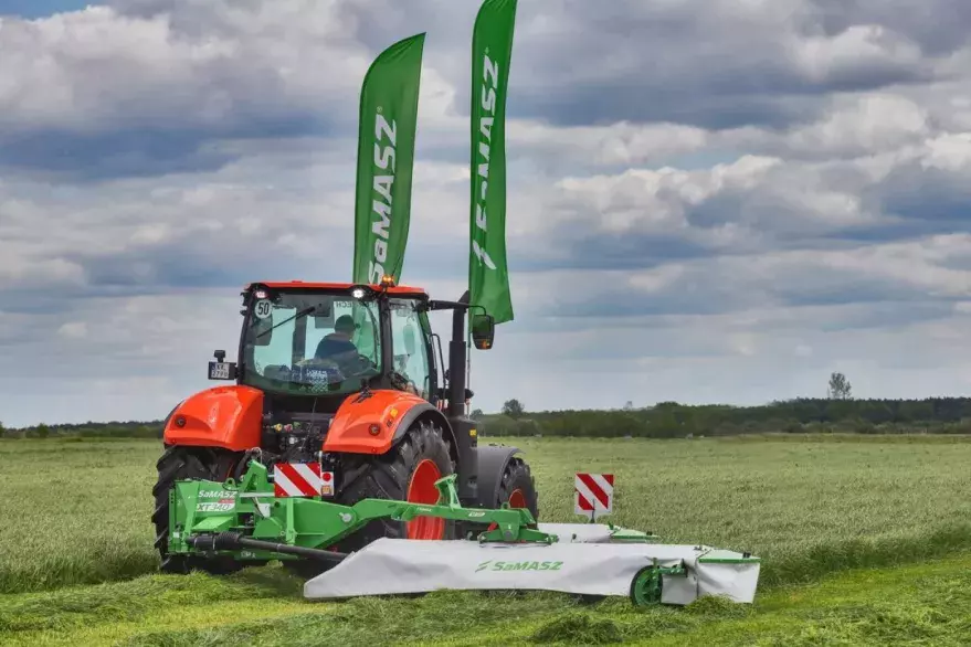 Косилка навесная XT, центральное крепление бруса, PerfectCUT, профессиональная серия