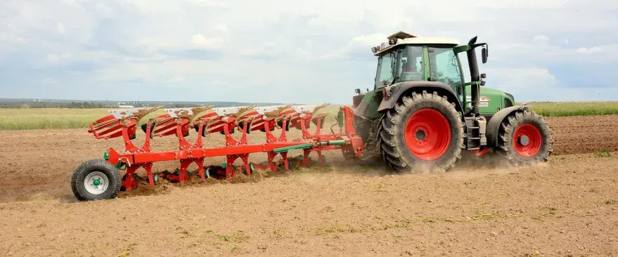 Плуг оборотный с полуавтоматической защитой AgroMASZ POP 