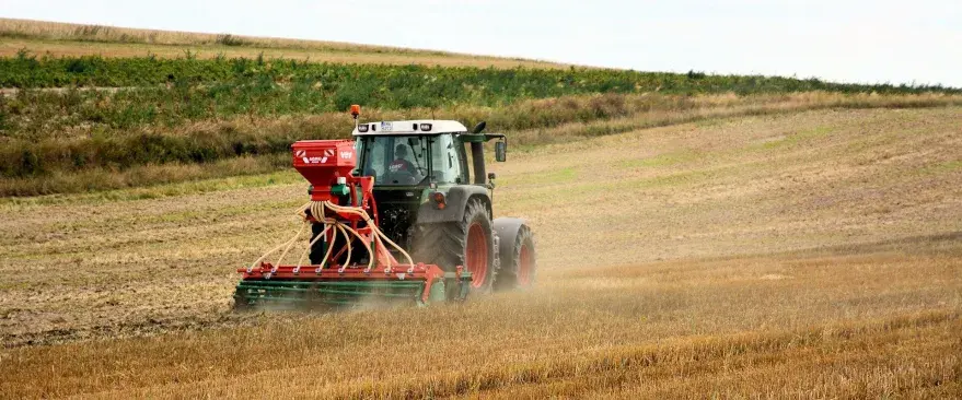 Подсеиватель трав, пневматический AgroMASZ SP