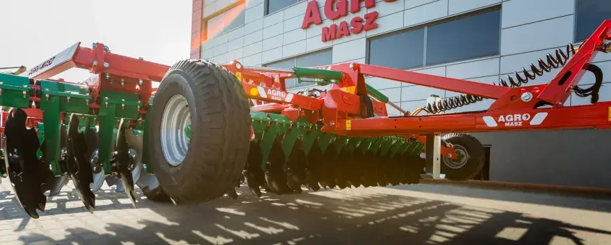 Борона дисковая полунавесная тяжелая AgroMASZ BTCH 