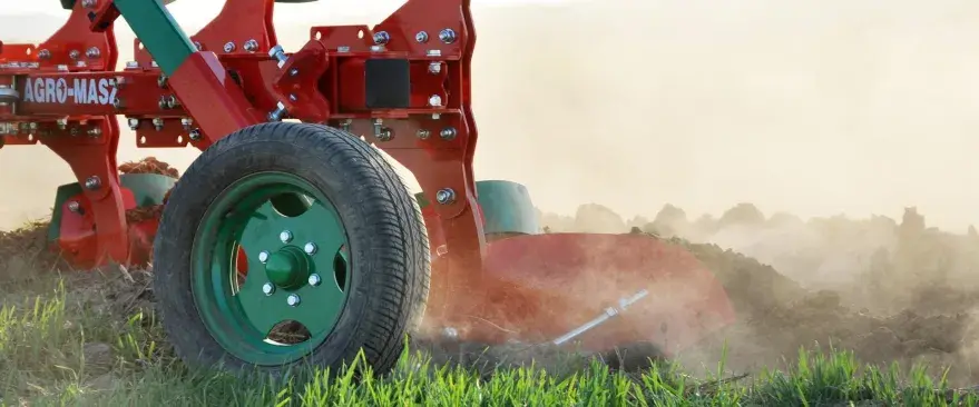 Плуг оборотный малый AgroMASZ POM 