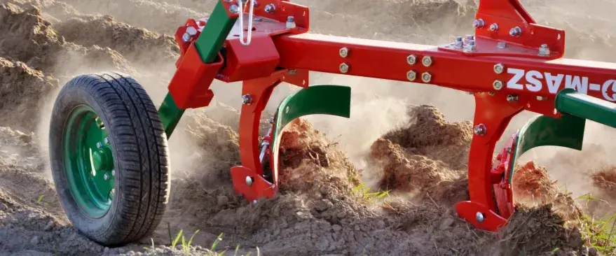 Плуг оборотный малый AgroMASZ POM 