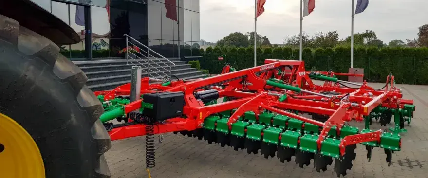Культиватор многоцелевой AgroMASZ GRIZZLY